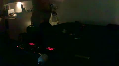 goldyguy011 online show from May 17, 3:21 pm