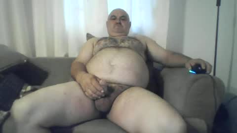 golyy76 online show from July 2, 4:17 am