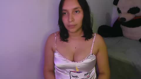 Snapshot of good_girl4_u1 chatting on December 5, 10:39 pm salome online show from December 5, 10:39 pm