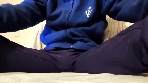 goodboyyy7 online show from November 9, 1:31 am