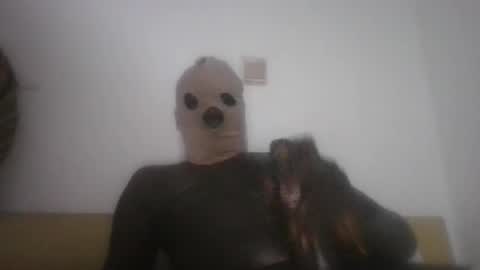Snapshot of gorashado chatting on September 29, 10:31 pm Sexy Black Model online show from September 29, 10:31 pm