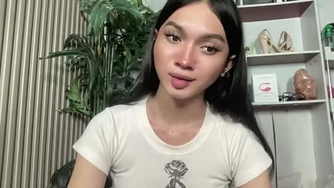 D I A N A online show from April 16, 9:39 pm