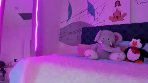 Alice online show from November 25, 11:03 pm