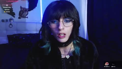 Snapshot of goth_minerva chatting on September 17, 1:58 pm goth_minerva online show from September 17, 1:58 pm