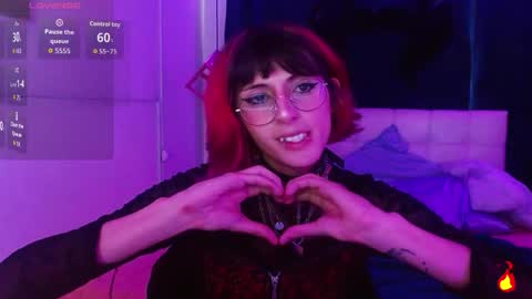 Snapshot of goth_minerva chatting on October 12, 2:53 pm goth_minerva online show from October 12, 2:53 pm
