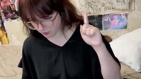 Amy online show from September 15, 9:05 pm