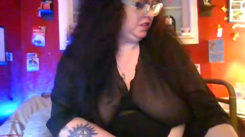 GothickMaiden online show from June 18, 2:17 am