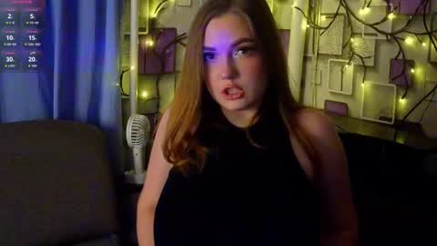 Snapshot of grace054 chatting on October 23, 10:21 pm Grace online show from October 23, 10:21 pm