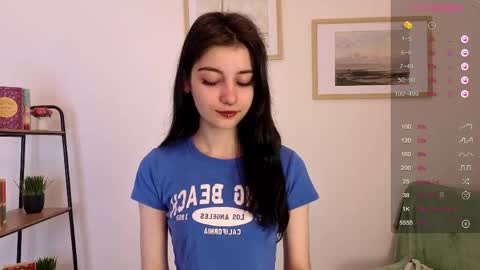 grace_bisho online show from May 2, 8:09 am