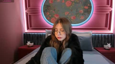 Snapshot of grace_blush chatting on October 19, 6:40 am Grace online show from October 19, 6:40 am