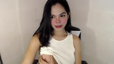 grace_gracia online show from August 8, 4:28 pm
