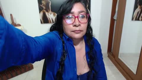 Snapshot of grace_mature_milf chatting on September 18, 10:52 am grace_mature_milf online show from September 18, 10:52 am