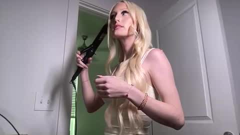 grace bailey online show from April 18, 9:59 pm