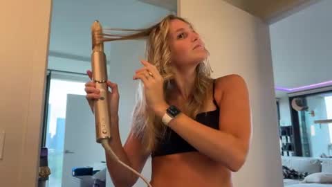 Gracie Mae online show from June 17, 5:18 pm