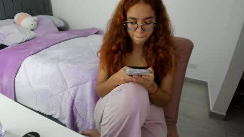 Snapshot of greciaruiz chatting on March 9, 11:03 pm GreciaRuiz online show from March 9, 11:03 pm