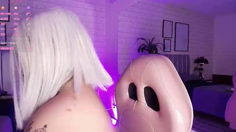 Snapshot of greennbella chatting on September 13, 7:27 pm online show from September 13, 7:27 pm