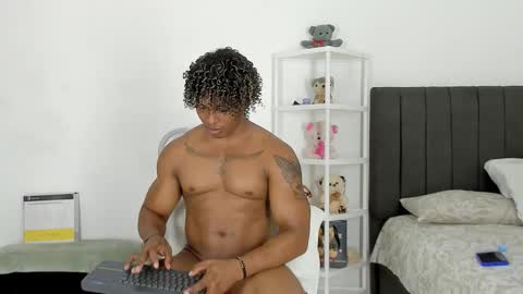 Snapshot of gregoriiandmax chatting on September 15, 7:59 pm Gregori online show from September 15, 7:59 pm
