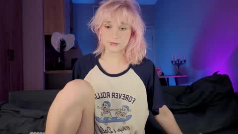 Greg-independent model online show from February 4, 8:13 pm