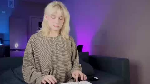 Greg-independent model online show from September 21, 9:52 pm