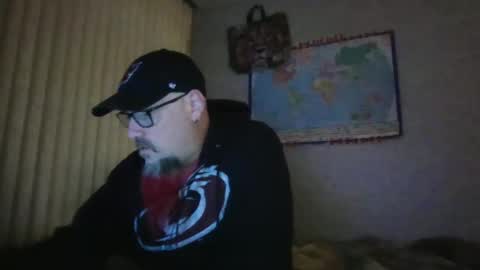Snapshot of gregrev chatting on December 29, 1:02 am gregrev online show from December 29, 1:02 am