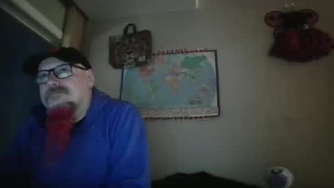 Snapshot of gregrev chatting on September 25, 2:07 am gregrev online show from September 25, 2:07 am