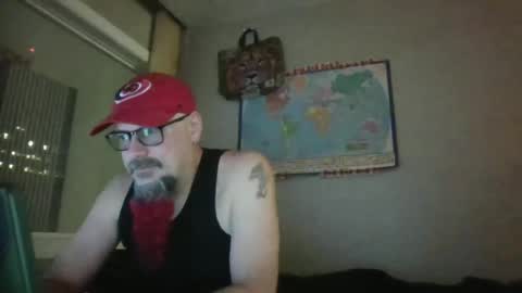 Snapshot of gregrev chatting on January 22, 1:20 am gregrev online show from January 22, 1:20 am
