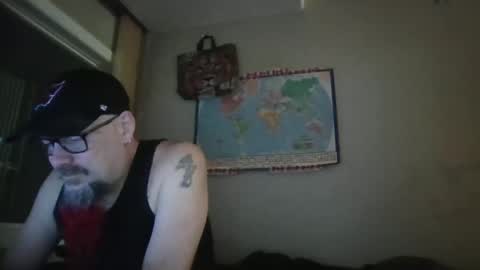 Snapshot of gregrev chatting on January 23, 2:12 am gregrev online show from January 23, 2:12 am