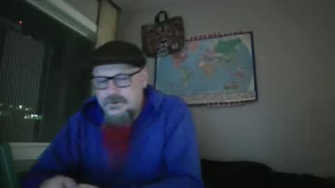 Snapshot of gregrev chatting on January 20, 1:07 am gregrev online show from January 20, 1:07 am