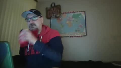 Snapshot of gregrev chatting on February 10, 1:14 am gregrev online show from February 10, 1:14 am