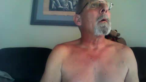 greybeard6868 online show from December 17, 7:59 pm