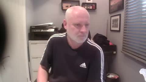 Snapshot of greyfox_6000 chatting on January 16, 1:47 pm greyfox_6000 online show from January 16, 1:47 pm