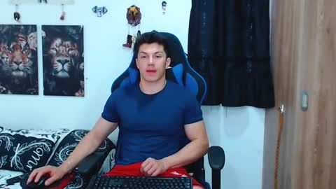 griego01 online show from February 26, 8:15 pm