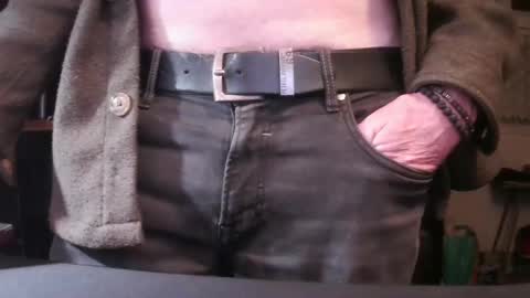 Snapshot of grimbergen123 chatting on February 11, 9:56 pm Grim online show from February 11, 9:56 pm