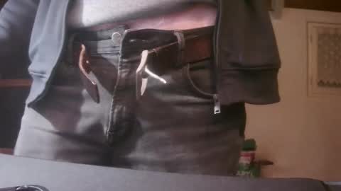 Snapshot of grimbergen123 chatting on October 27, 9:48 pm Grim online show from October 27, 9:48 pm