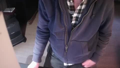 Snapshot of grimbergen123 chatting on February 16, 4:32 pm Grim online show from February 16, 4:32 pm