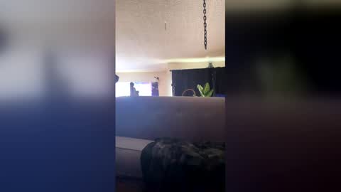 growinggirl online show from March 15, 6:00 pm