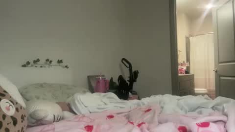 grrlgod online show from January 17, 2:10 am