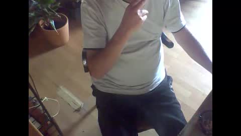 Snapshot of gssikstyfor chatting on December 22, 11:00 am Guido online show from December 22, 11:00 am