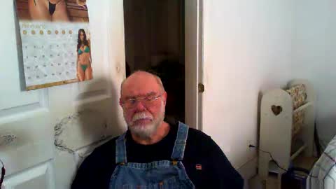 Snapshot of gtnolder60 chatting on February 28, 8:28 pm Gary online show from February 28, 8:28 pm