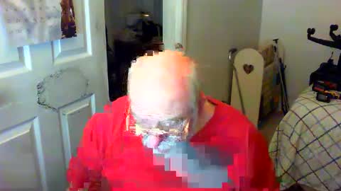 Snapshot of gtnolder60 chatting on December 6, 10:24 pm Gary online show from December 6, 10:24 pm