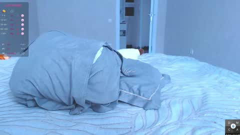 Eva online show from October 10, 8:09 am