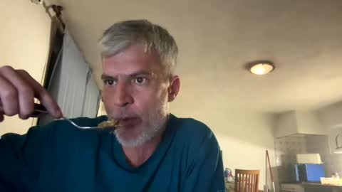 guardiannif_ online show from March 7, 10:32 pm