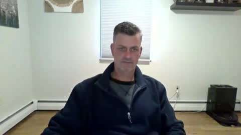 gudguy2025 online show from December 2, 4:16 pm