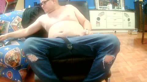 Snapshot of guerozaz chatting on September 16, 8:28 am guerozaz online show from September 16, 8:28 am