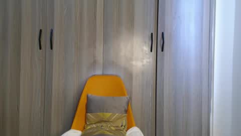 Miss Incredible online show from November 15, 12:07 pm