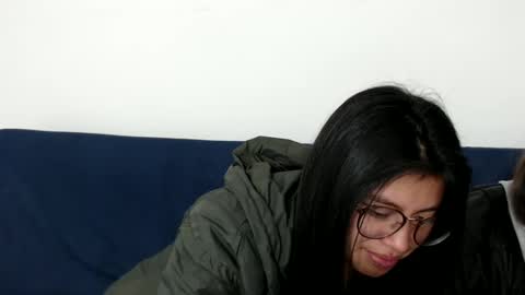 Vane blonde and Hazell black hair online show from October 6, 11:22 pm