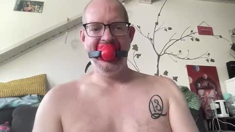 gummicasual online show from November 17, 12:52 pm