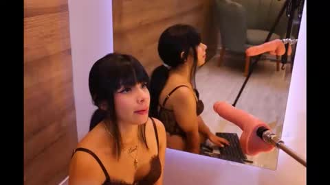 gummyluv online show from November 28, 1:02 am