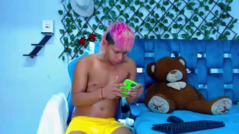 Hakim online show from January 12, 1:58 pm