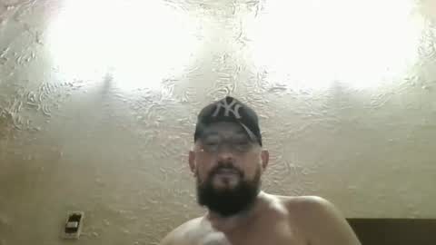 gustavo1350 online show from December 21, 3:57 am
